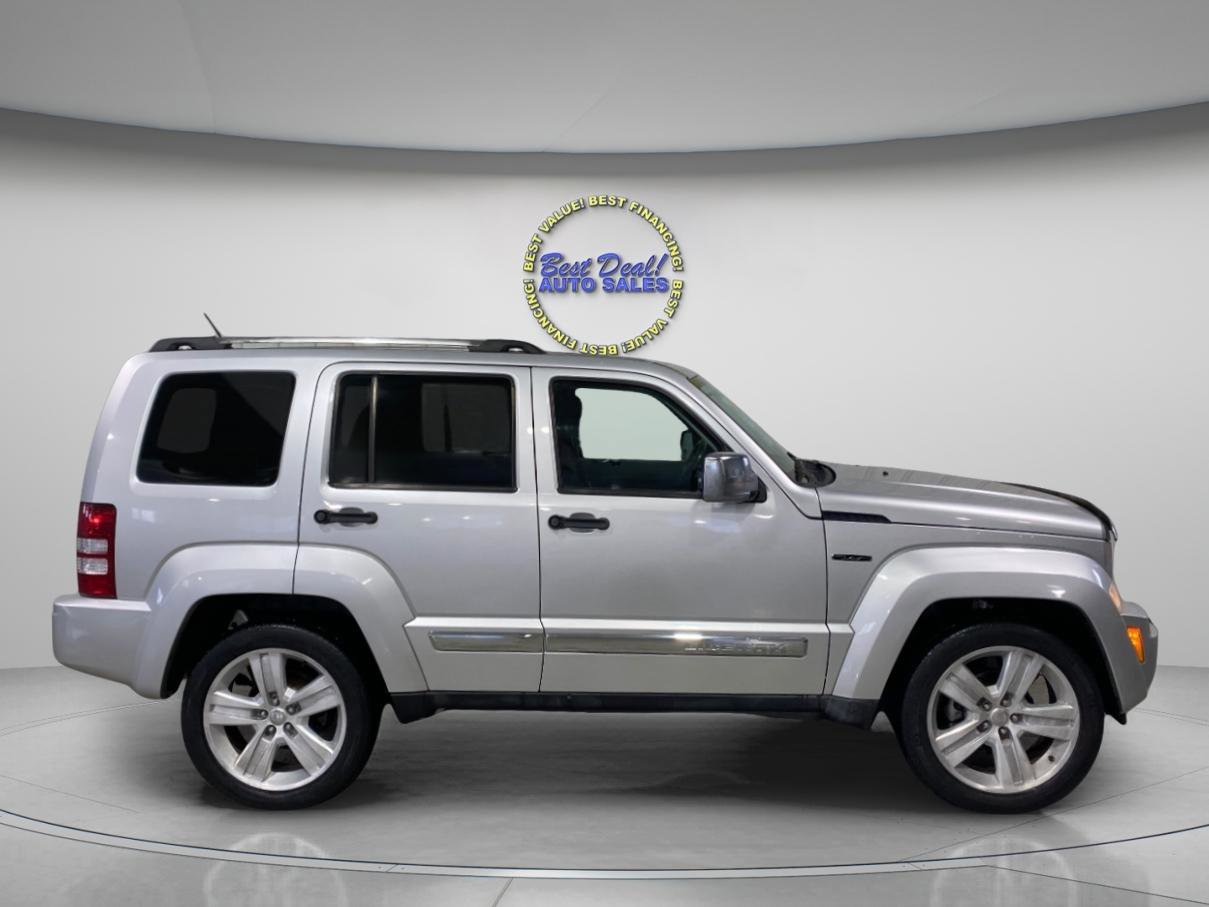 Used 2011 Jeep Liberty Sport image 6