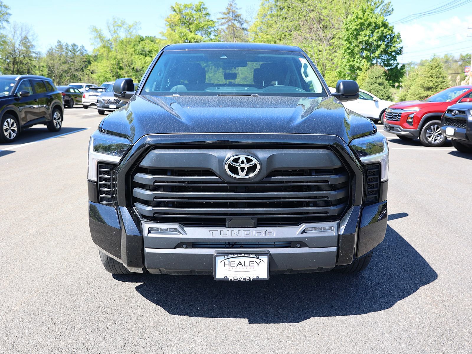 Used 2022 Toyota Tundra SR5 AWD/4WD image 2