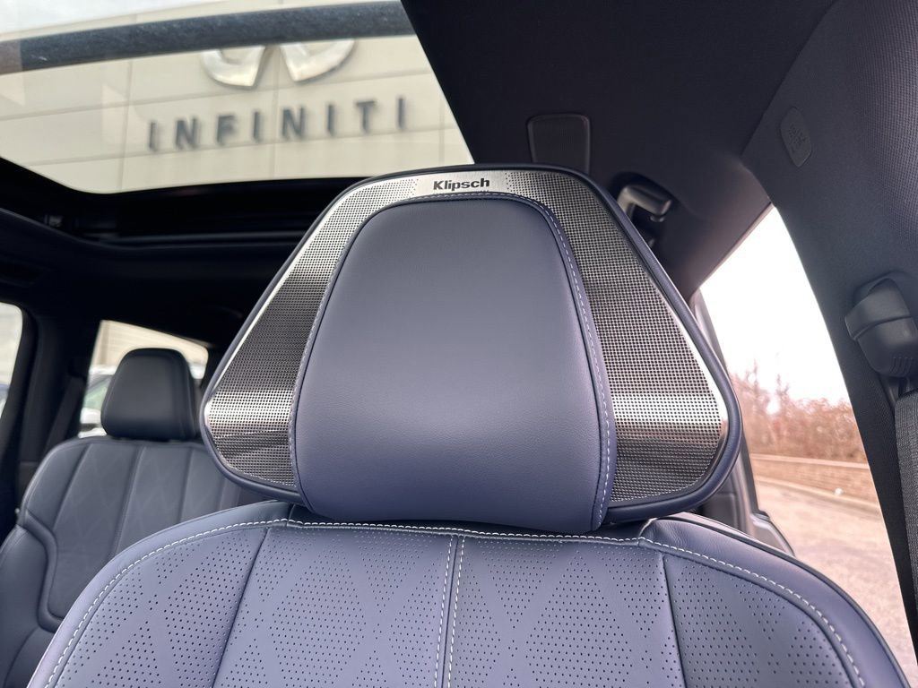 New 2026 INFINITI QX80 4WD w/ Sport Exterior Package image 42