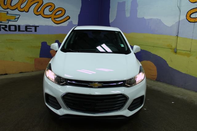 Used 2020 Chevrolet Trax LS FWD image 3