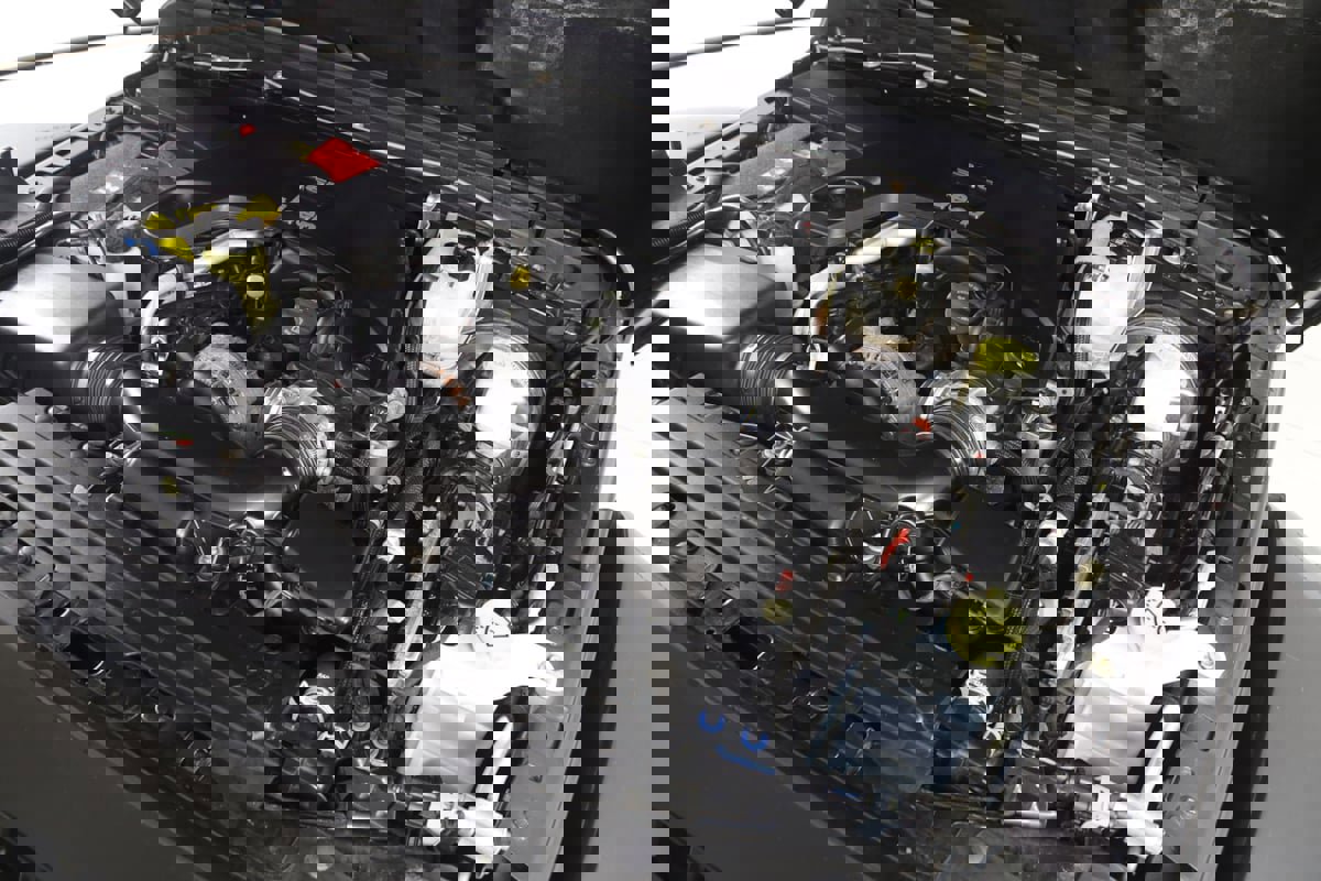 Used 2018 Jeep Wrangler Unlimited Rubicon w/ Dual Top Group AWD/4WD image 21