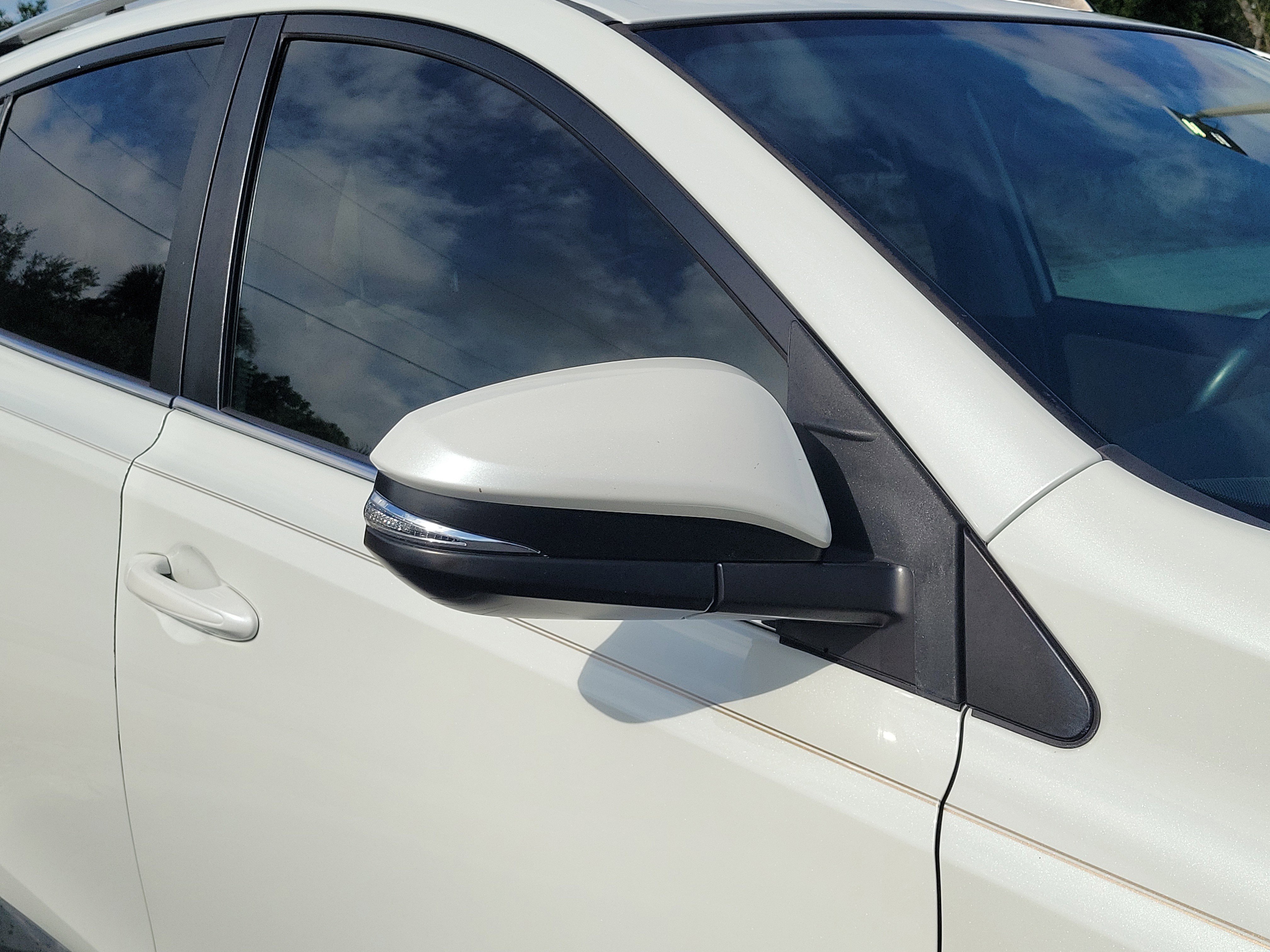 Used 2015 Toyota RAV4 Limited FWD image 9