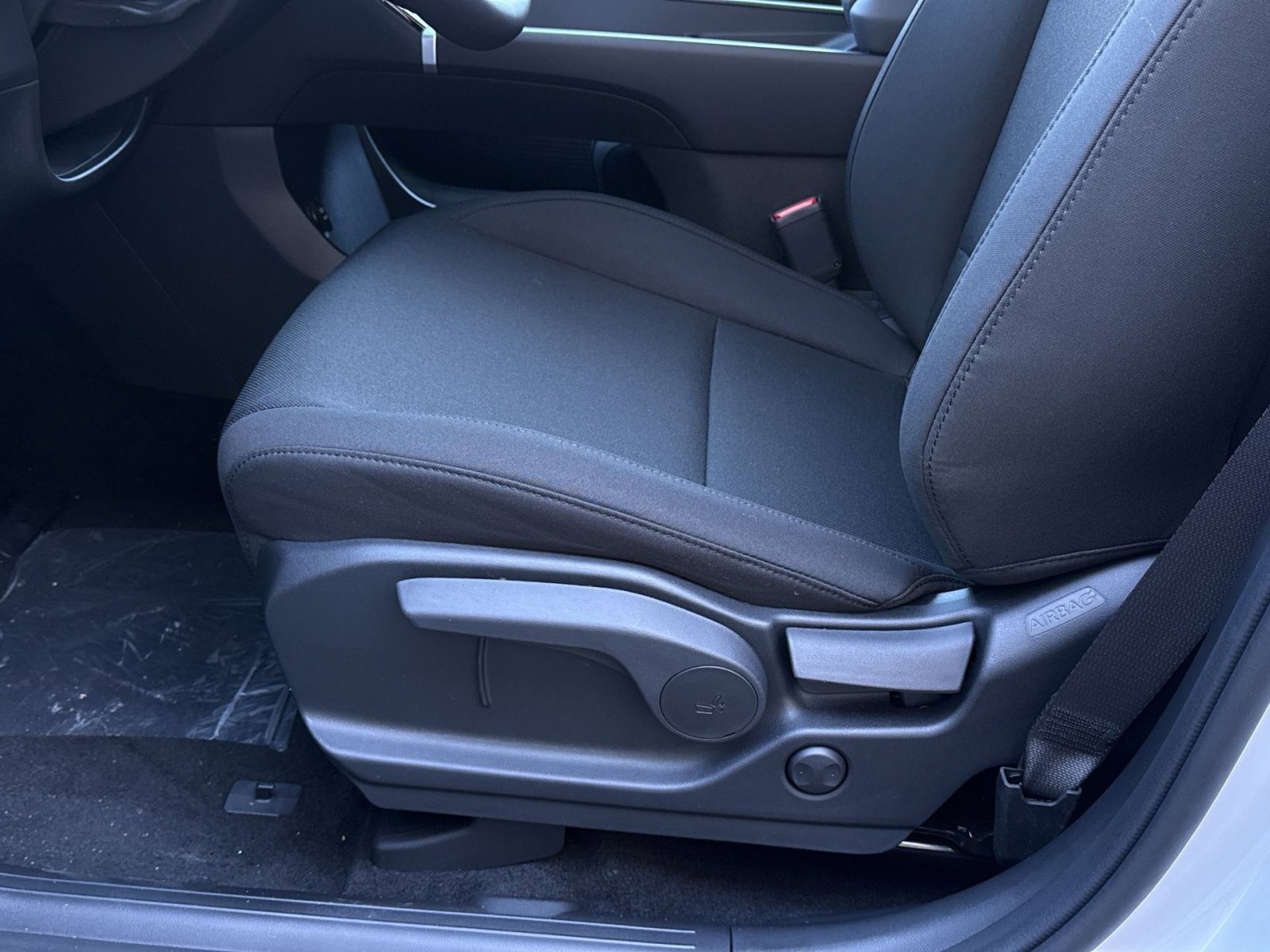 New 2026 Hyundai Santa Fe SE image 14