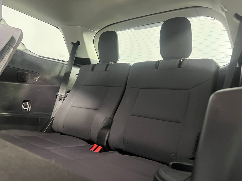 Used 2025 Ford Explorer Active image 27