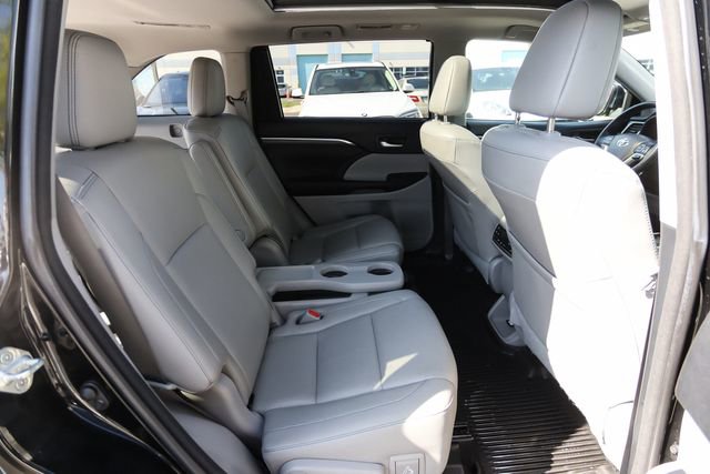 Used 2018 Toyota Highlander Limited Platinum image 53