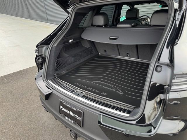 New 2026 Porsche Cayenne AWD/4WD image 37