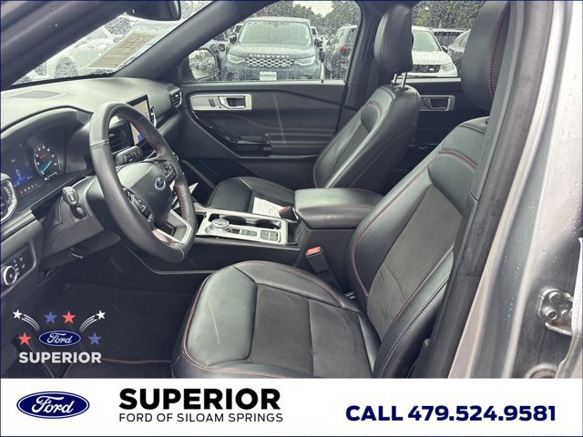 Used 2024 Ford Explorer ST-Line w/ Class IV Trailer Tow Package RWD image 15
