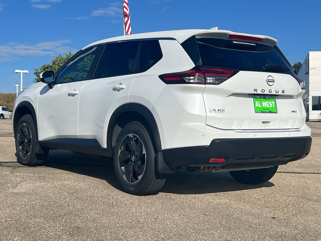 New 2026 Nissan Rogue SV image 7