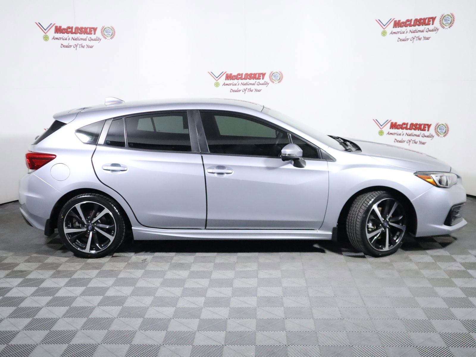 Used 2020 Subaru Impreza 2.0i Sport image 3