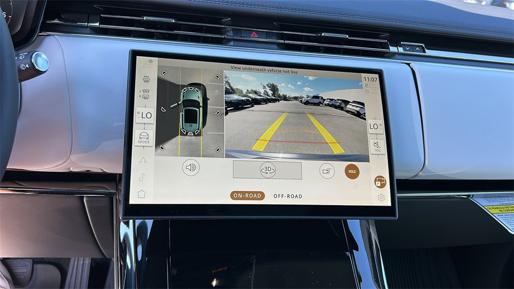 New 2025 Land Rover Range Rover Sport SE image 16