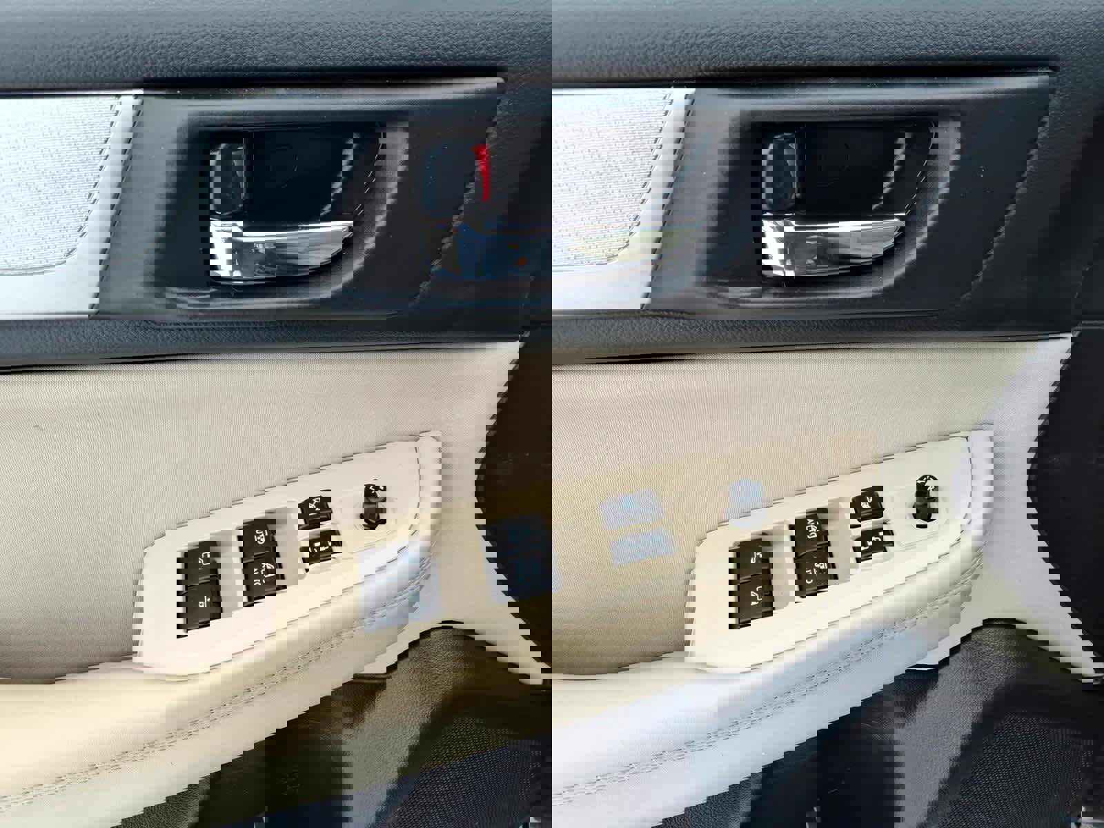 Used 2017 Subaru Legacy 2.5i Premium w/ Moonroof Package image 13