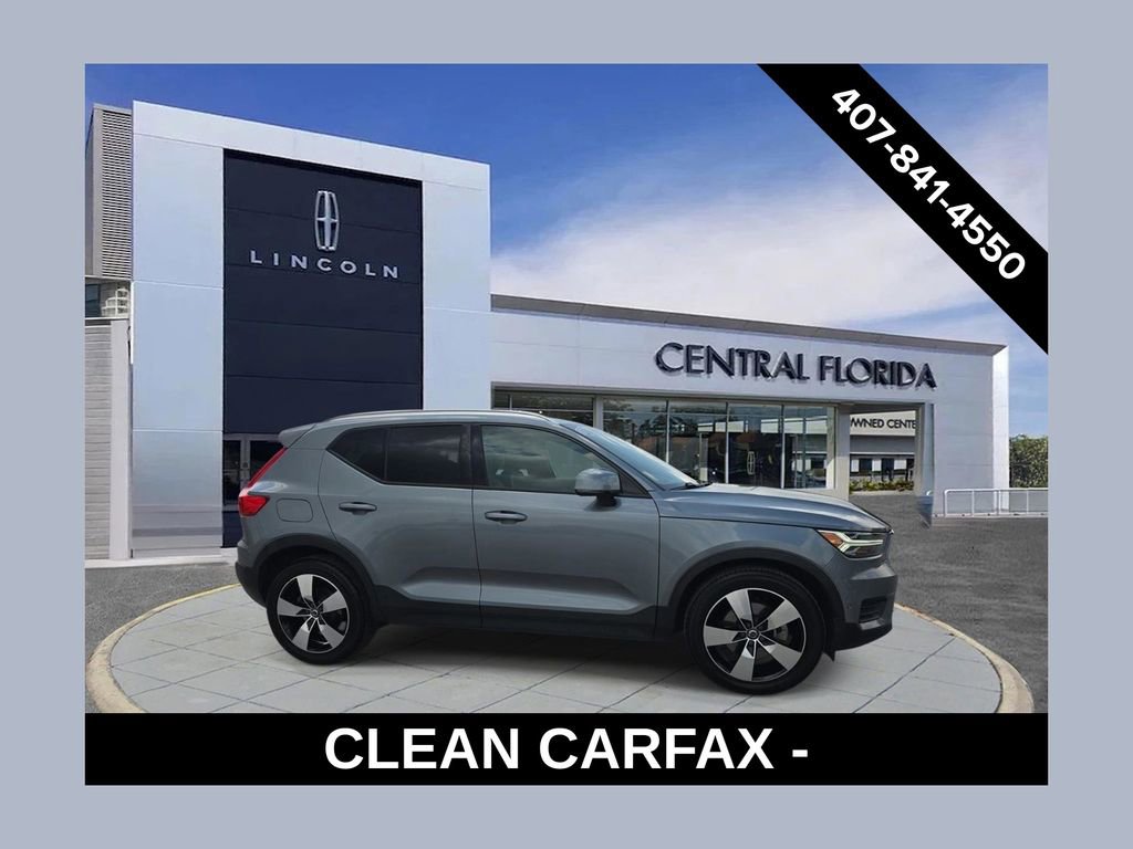 Used 2019 Volvo XC40 T5 Momentum image 1