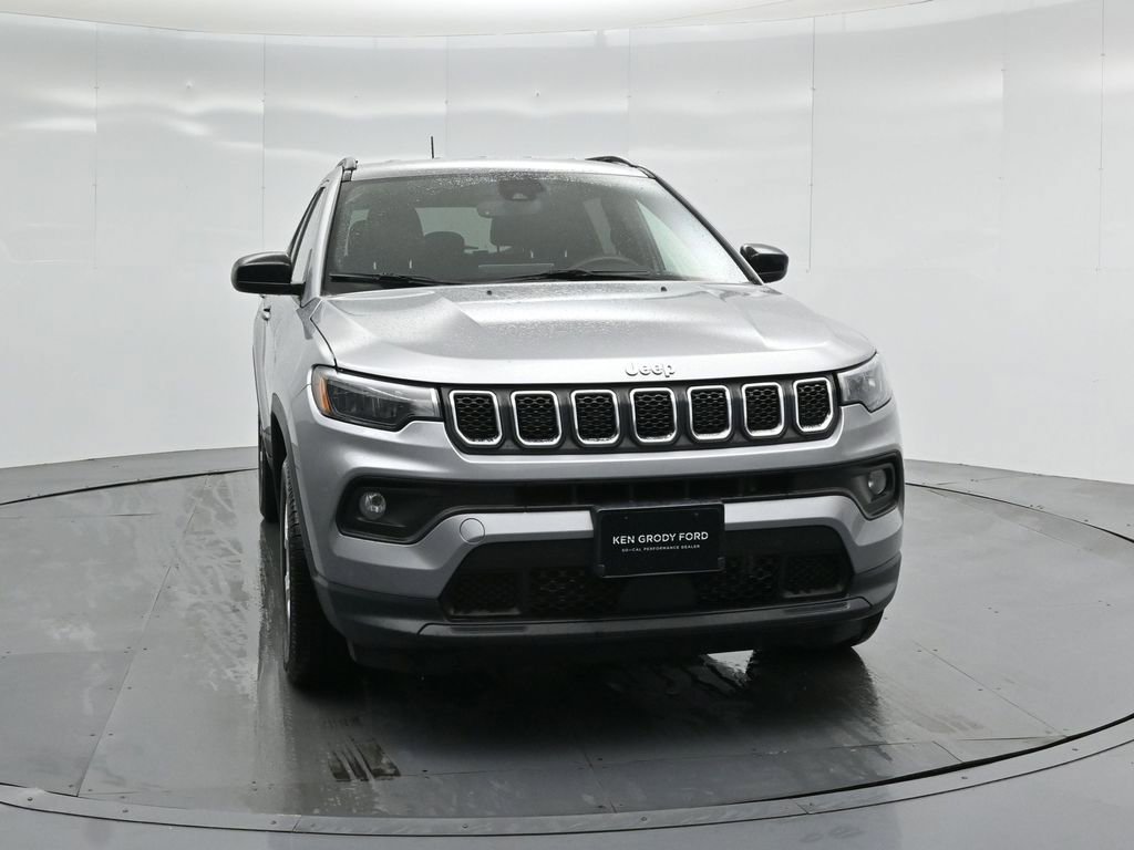 Used 2023 Jeep Compass Latitude image 52