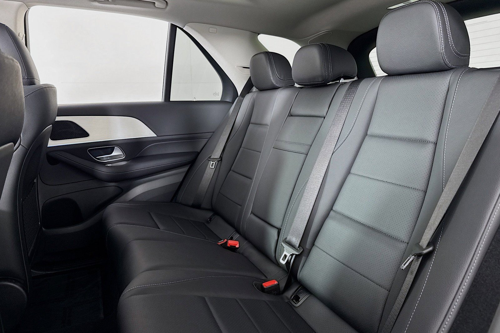 New 2026 Mercedes-Benz GLE 450e 4MATIC image 7