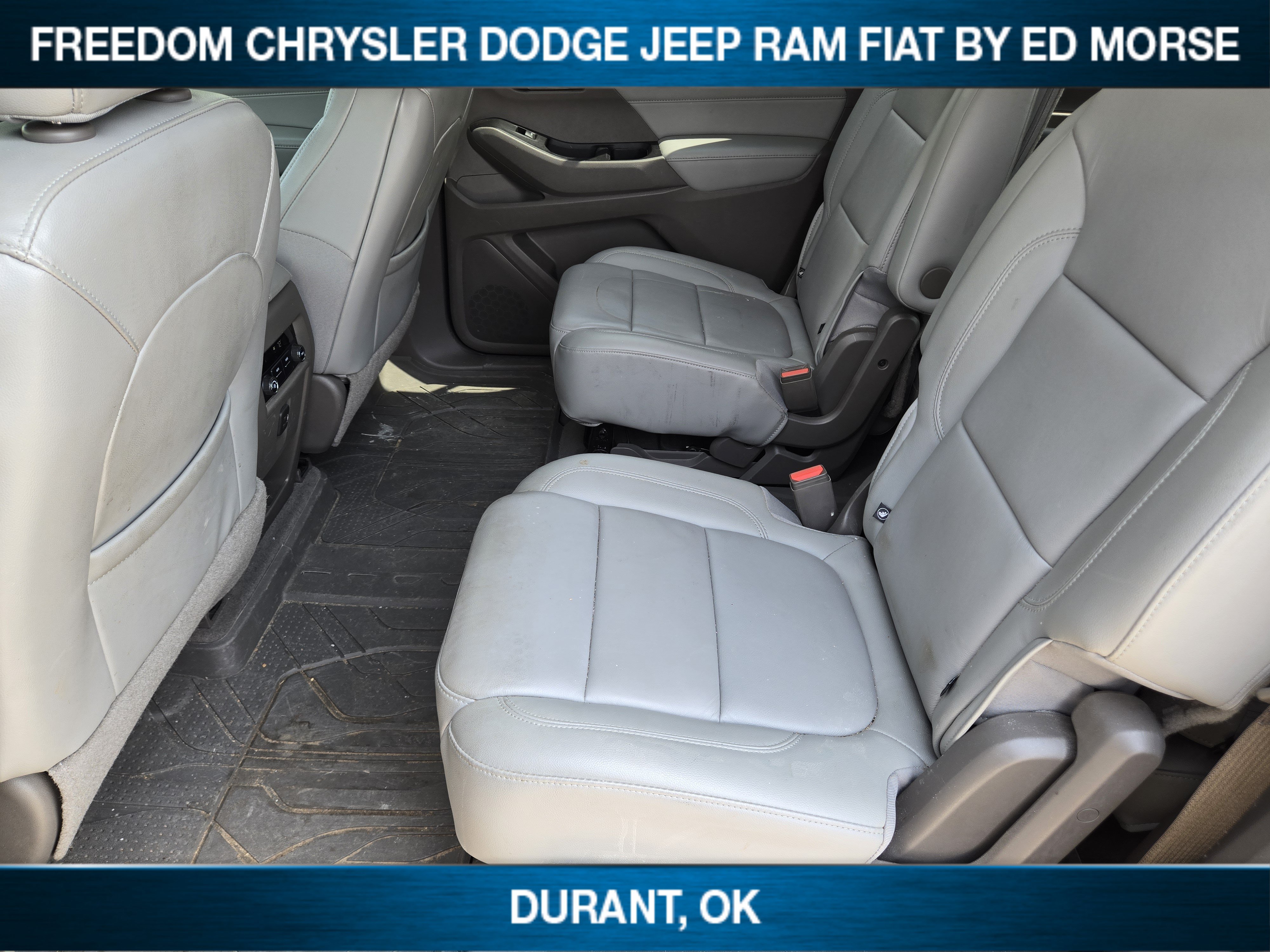 Used 2019 Chevrolet Traverse LT w/ LPO, Floor Liner Package FWD image 20
