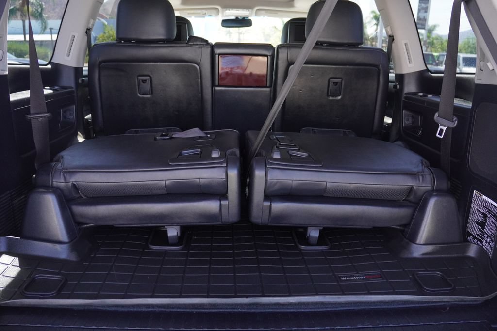 Used 2014 Lexus LX 570 4WD w/ Luxury Package image 40
