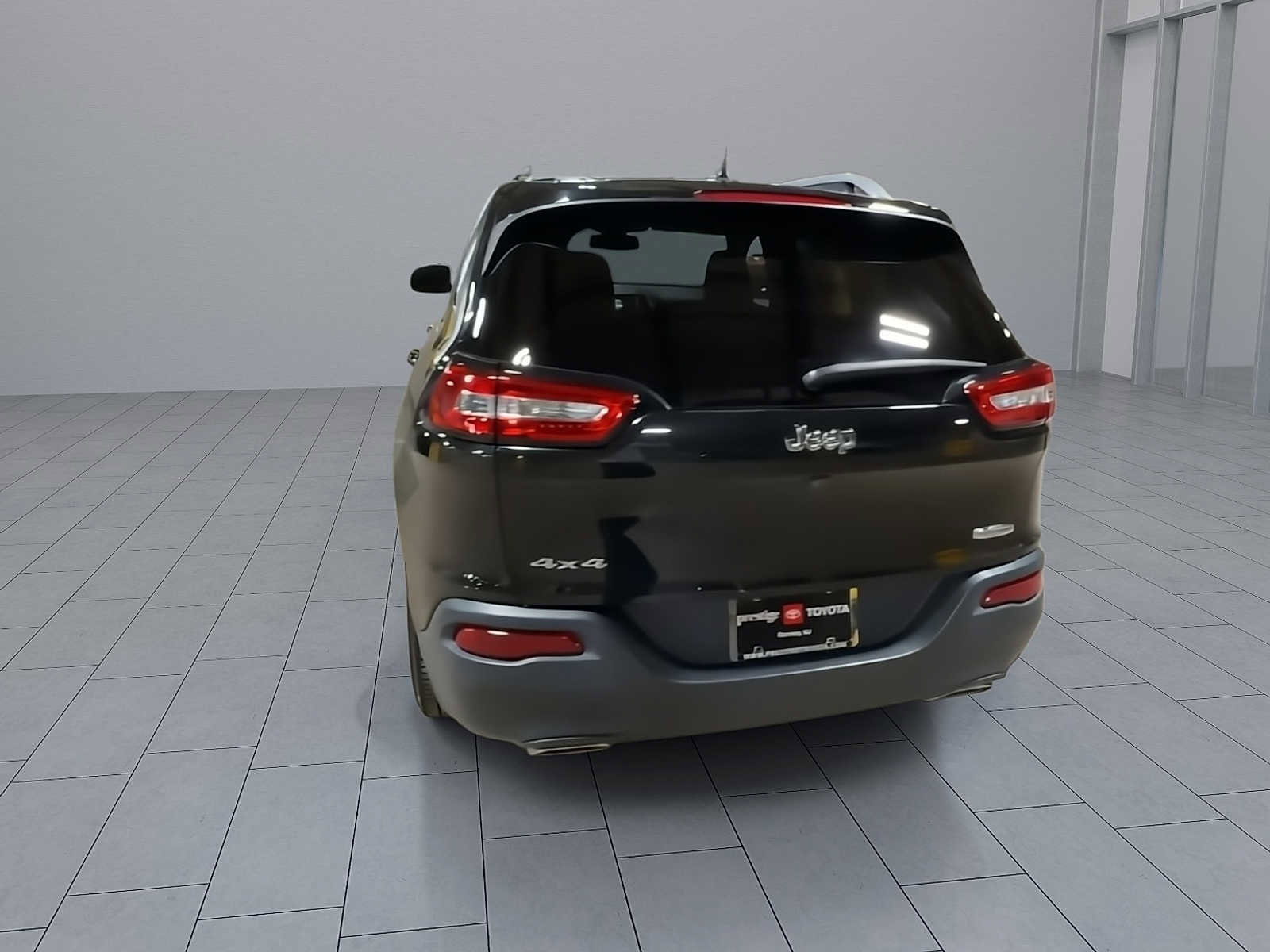 Used 2015 Jeep Cherokee Latitude image 7