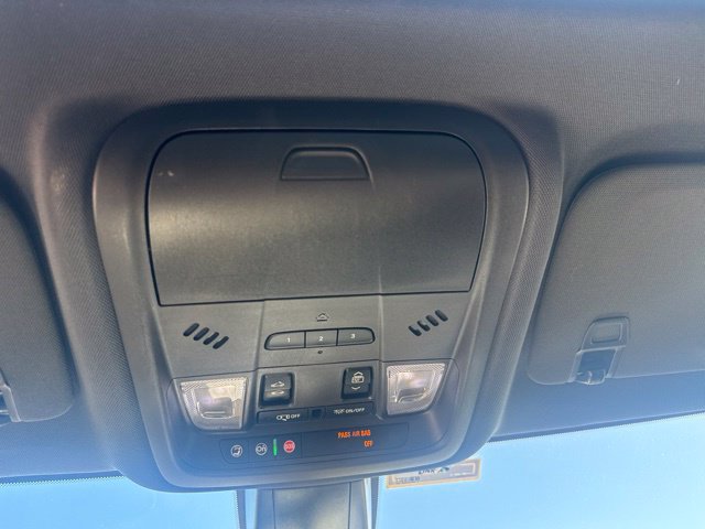 Used 2019 Chevrolet Blazer RS AWD/4WD image 19