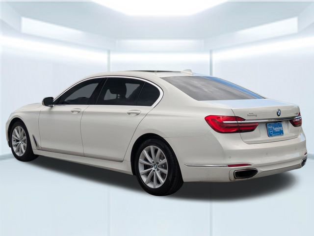 Used 2017 BMW 740i RWD image 4