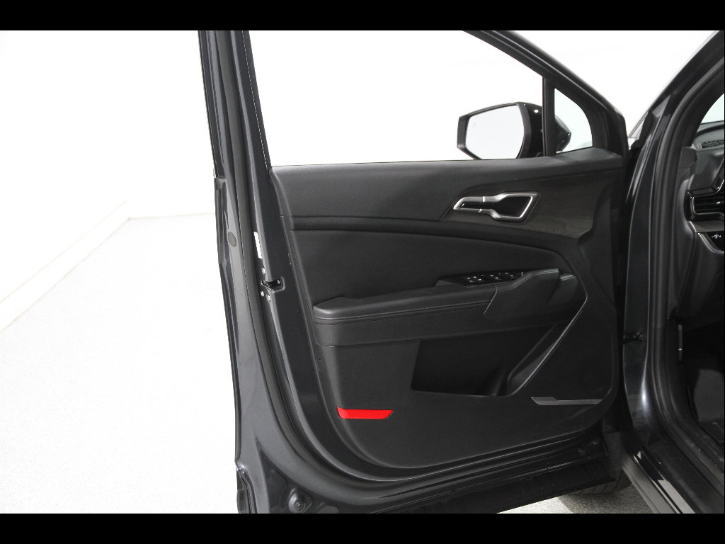 Used 2024 Kia Sportage X-Line image 4