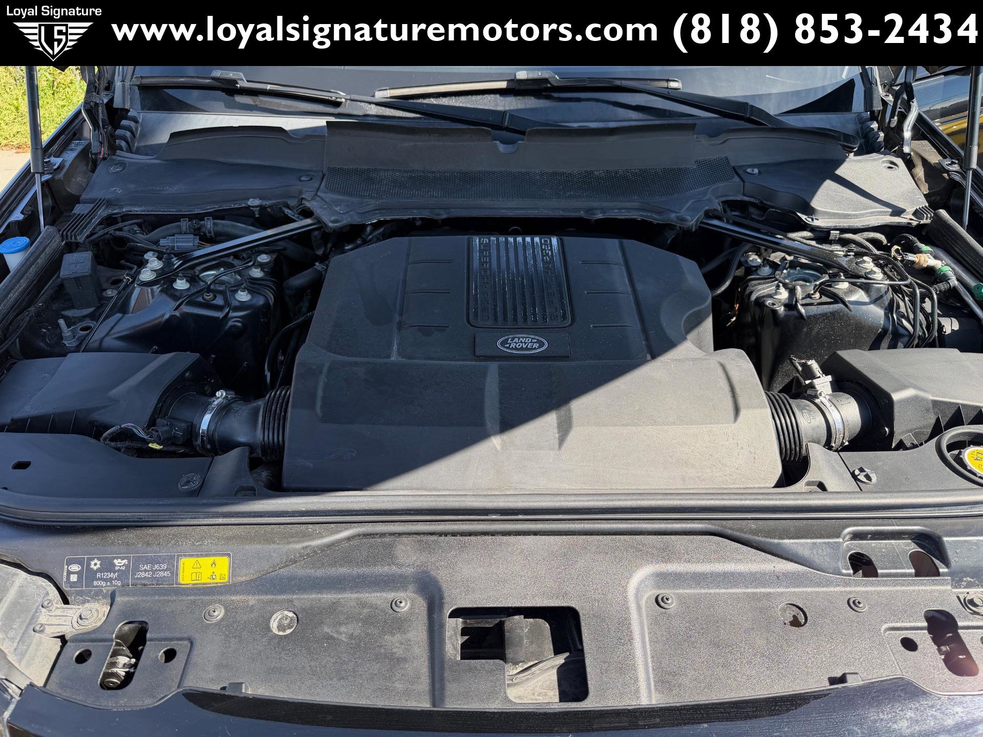 Used 2017 Land Rover Discovery SE image 36