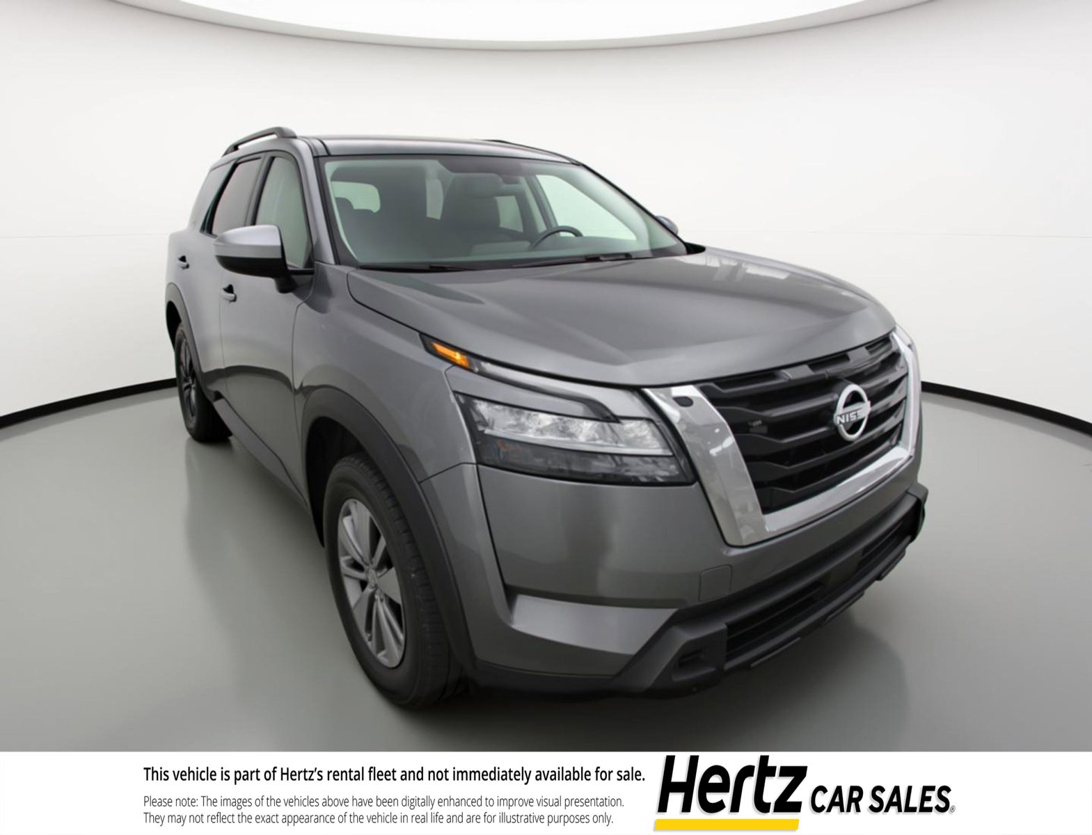 Used 2025 Nissan Pathfinder SV FWD image 1