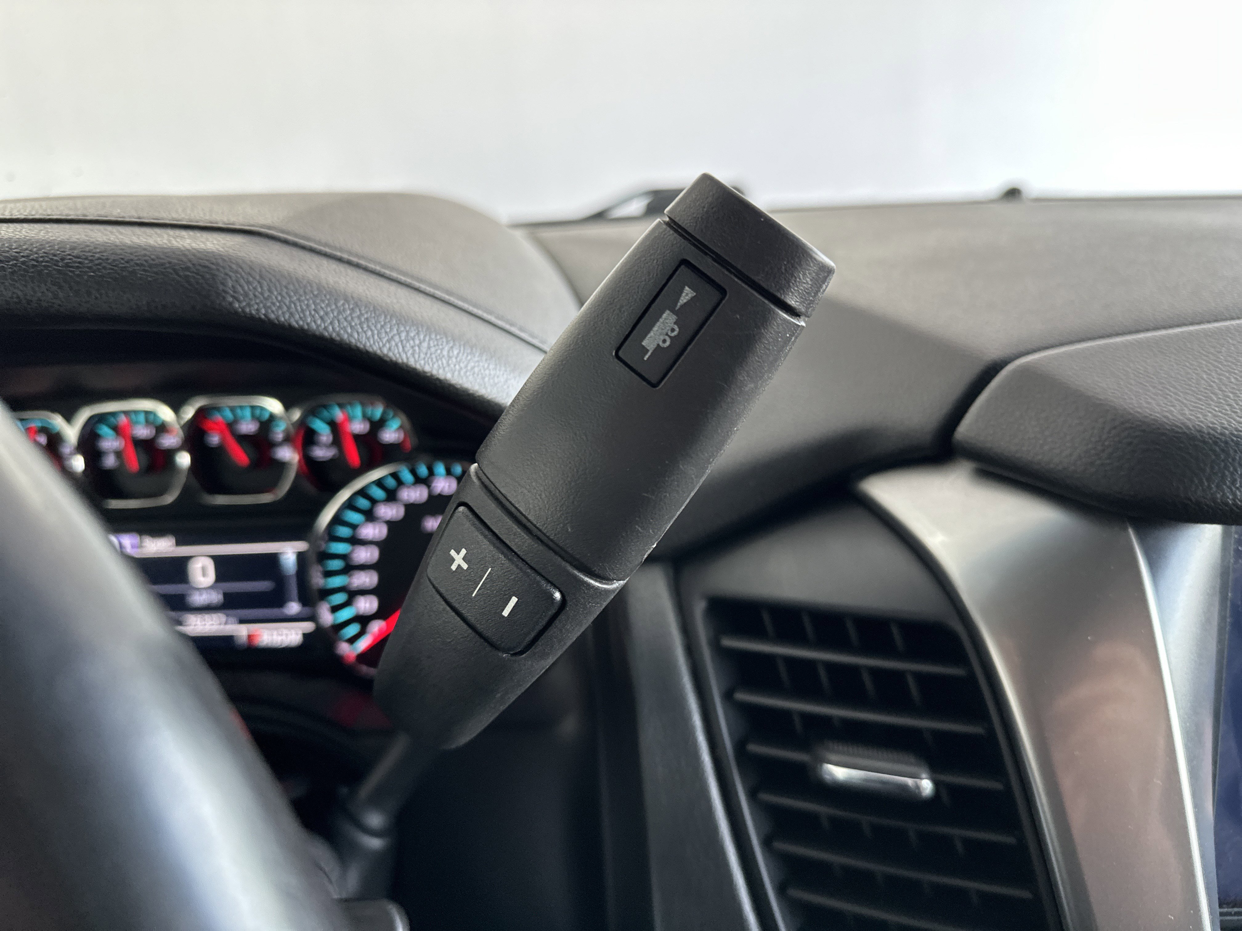 Used 2016 Chevrolet Tahoe LS image 25