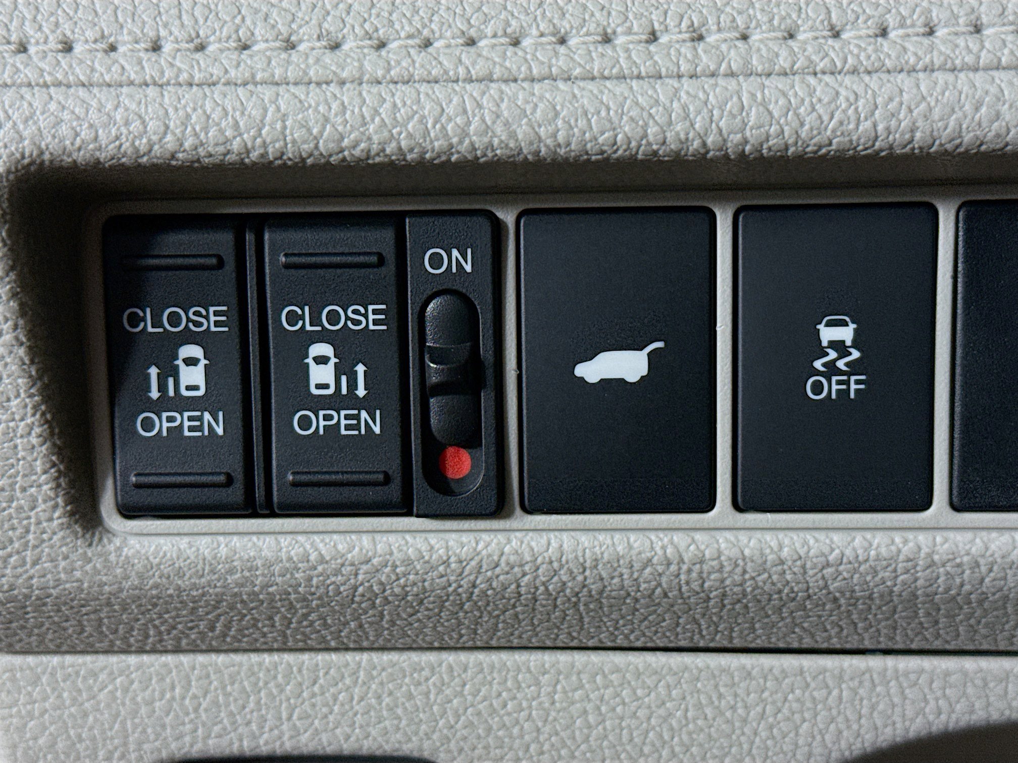 New 2026 Honda Odyssey EX-L image 9