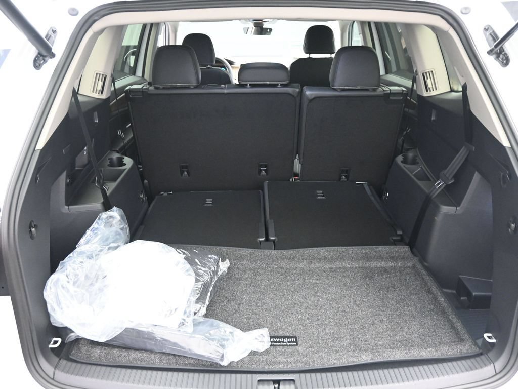 New 2026 Volkswagen Atlas SE FWD image 23