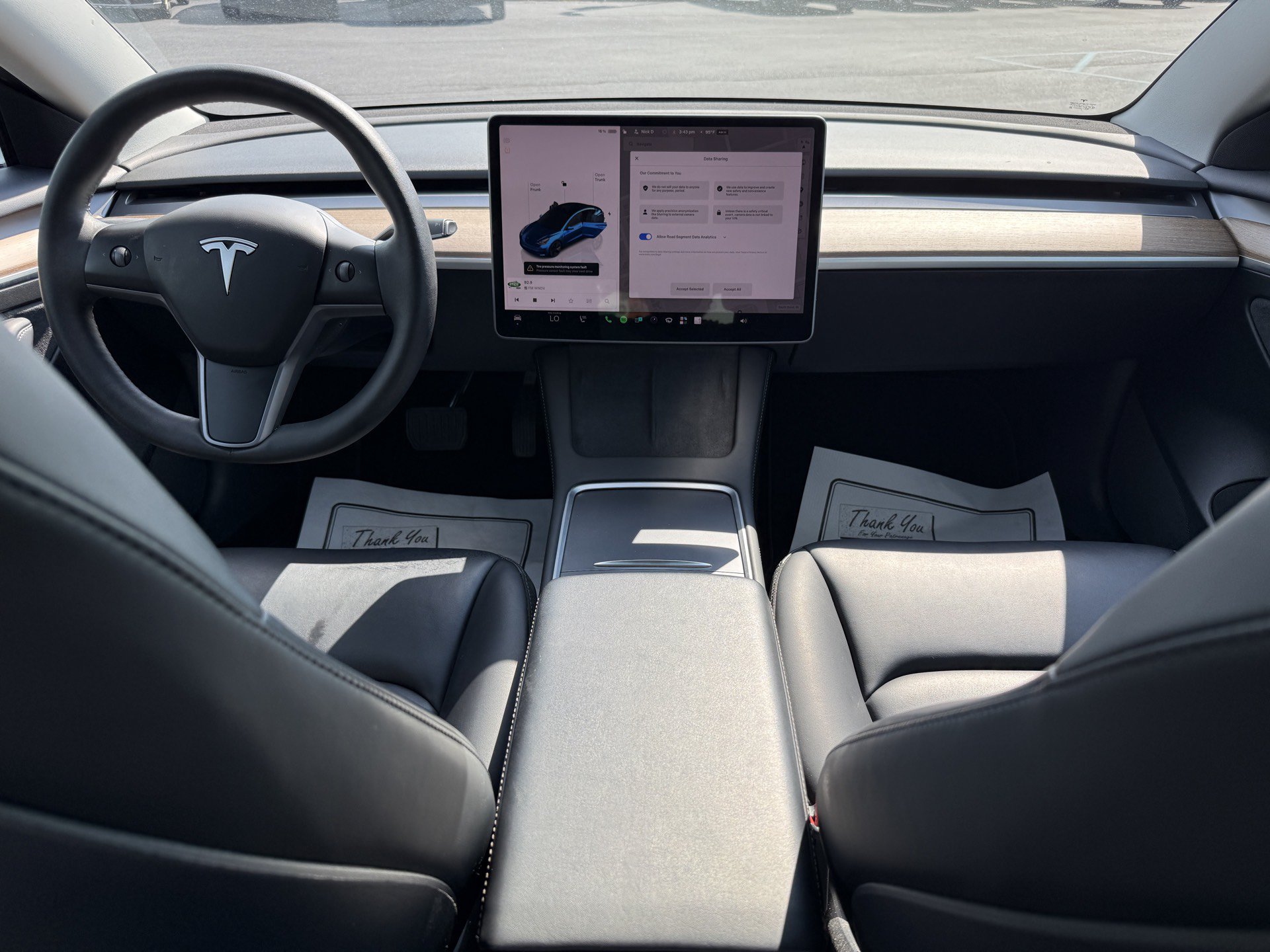 Used 2023 Tesla Model 3 Standard Range RWD image 10