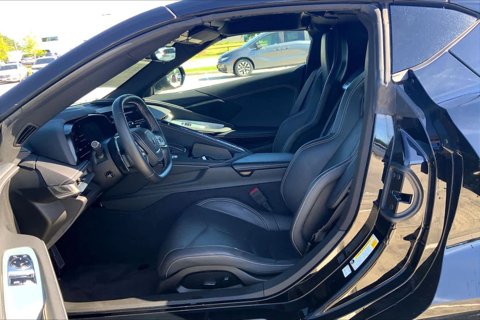 Used 2025 Chevrolet Corvette Stingray Coupe w/ Battery Protection Package RWD image 6