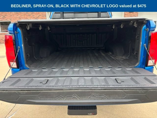 Used 2023 Chevrolet Colorado Trail Boss w/ LPO, Dark Essentials Package AWD/4WD image 6