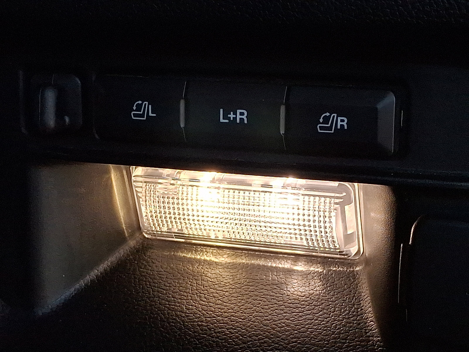 Used 2023 Ford Explorer ST w/ Equipment Group 401A image 34