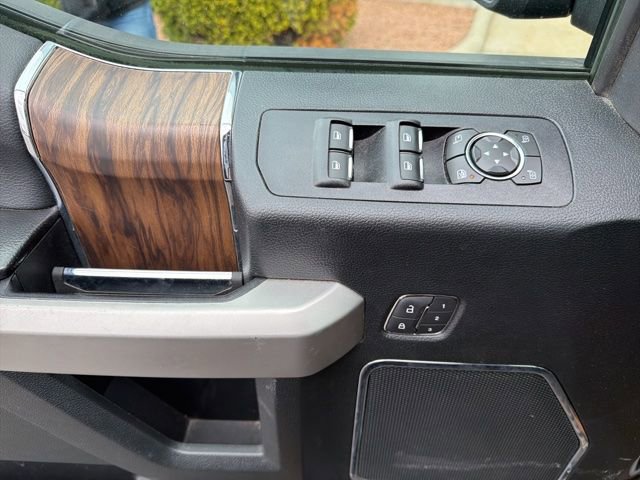 Used 2019 Ford F150 Lariat w/ Equipment Group 502A Luxury AWD/4WD image 13