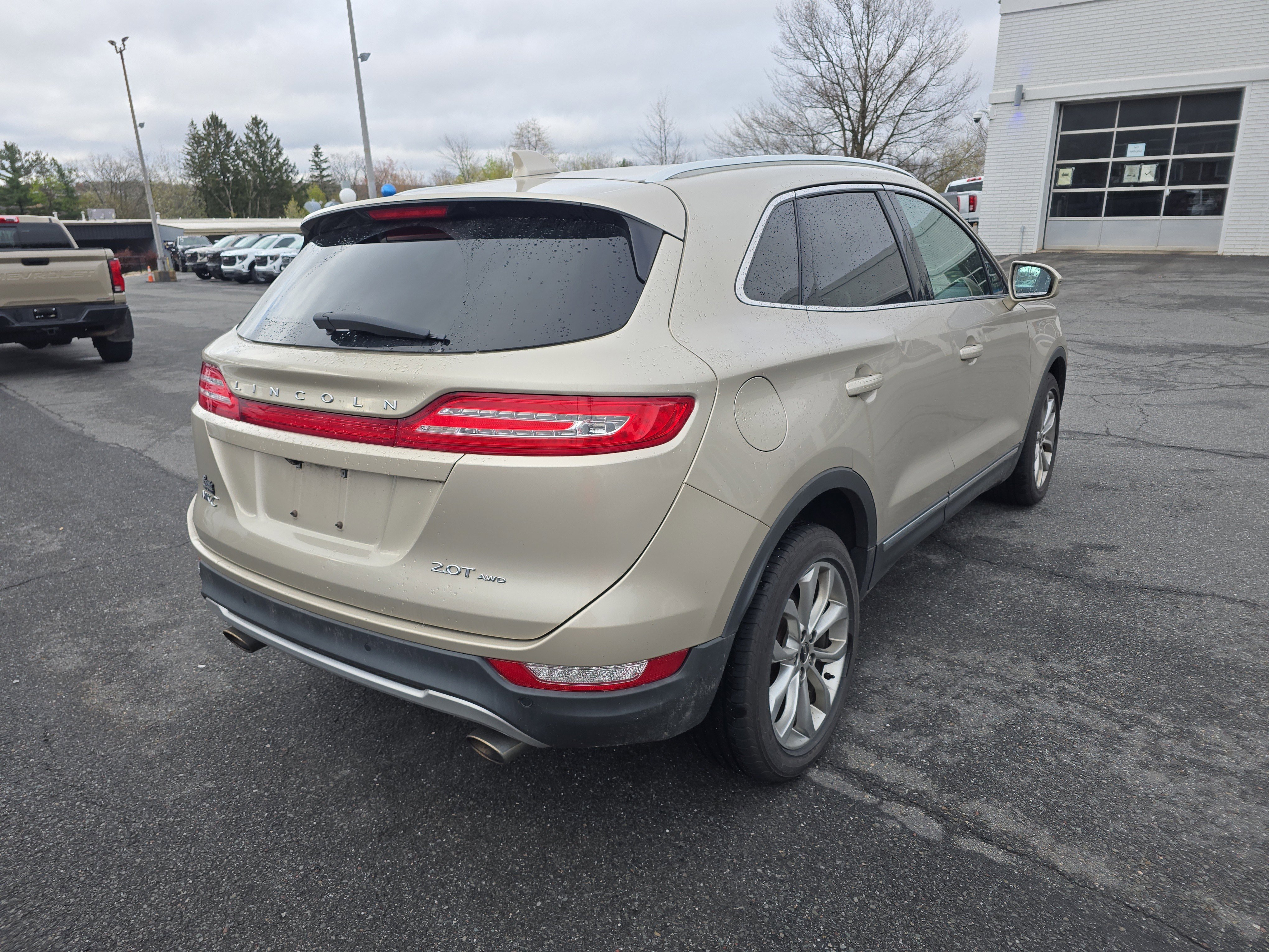 Used 2017 Lincoln MKC Select w/ Select Plus Package AWD/4WD image 5