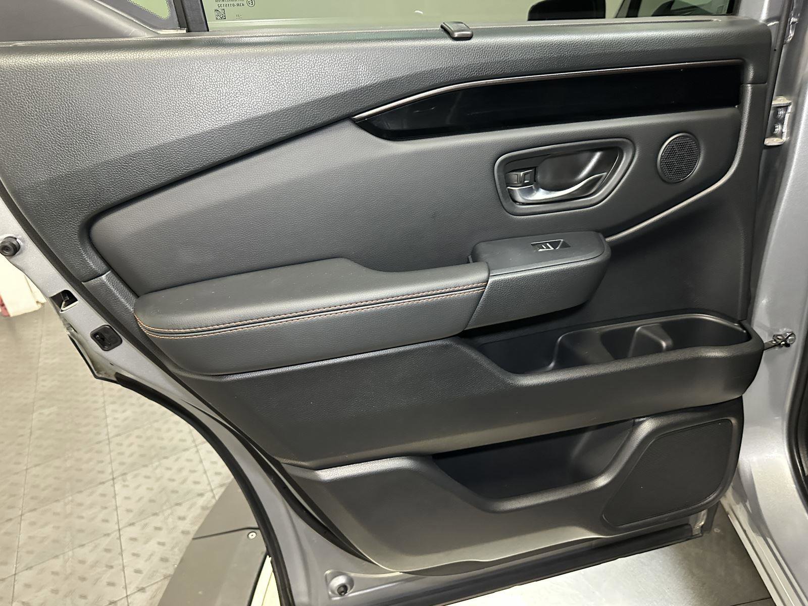 Used 2023 Honda Pilot TrailSport image 31