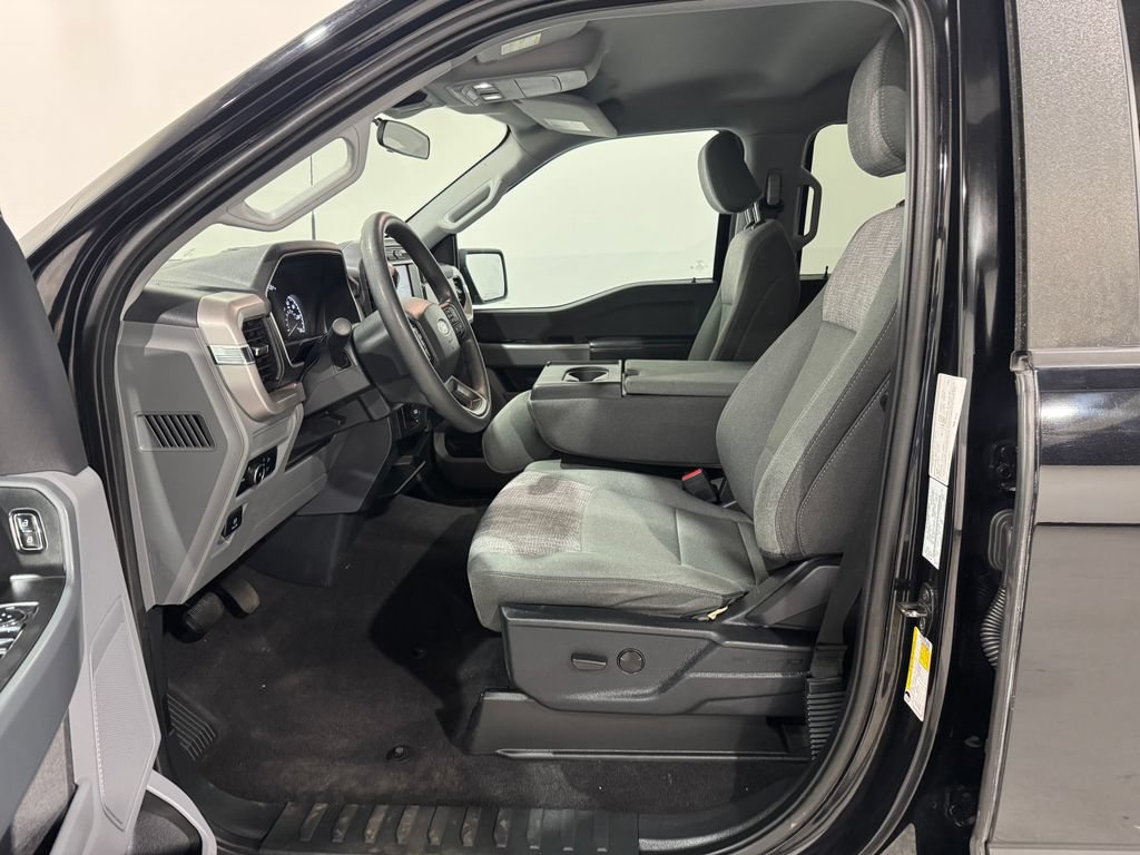 Used 2023 Ford F150 XLT AWD/4WD image 14