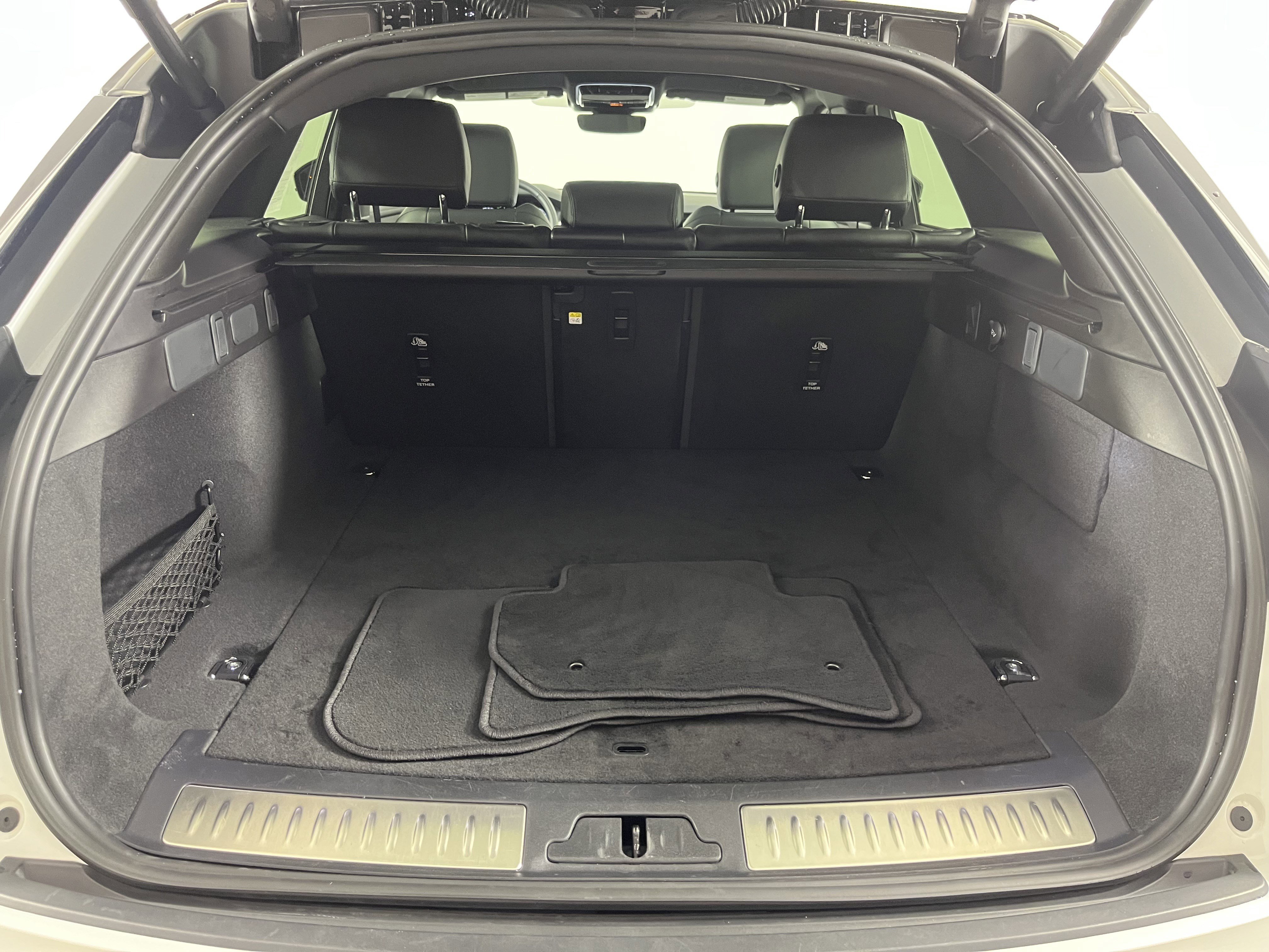 Used 2024 Land Rover Range Rover Velar Dynamic SE image 28