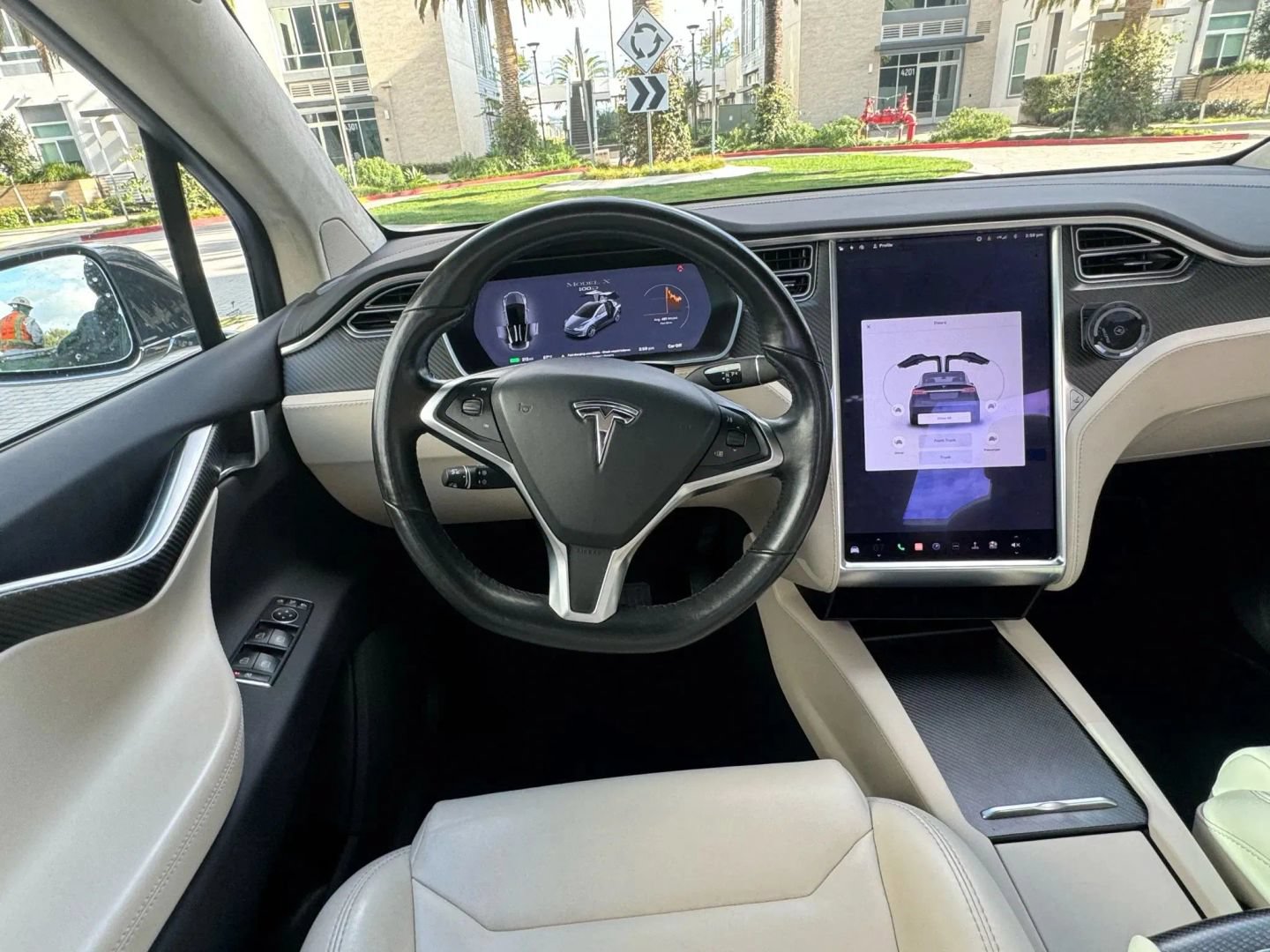 Used 2020 Tesla Model X Long Range AWD/4WD image 15