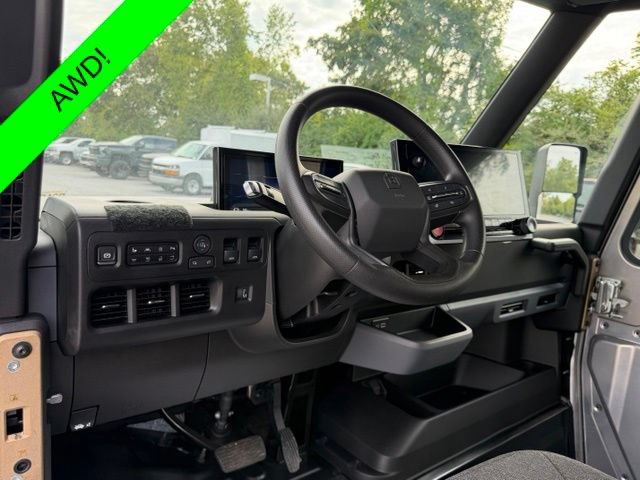 Used 2024 Chevrolet Brightdrop 600 w/ Commercial Equipment Package AWD/4WD image 42