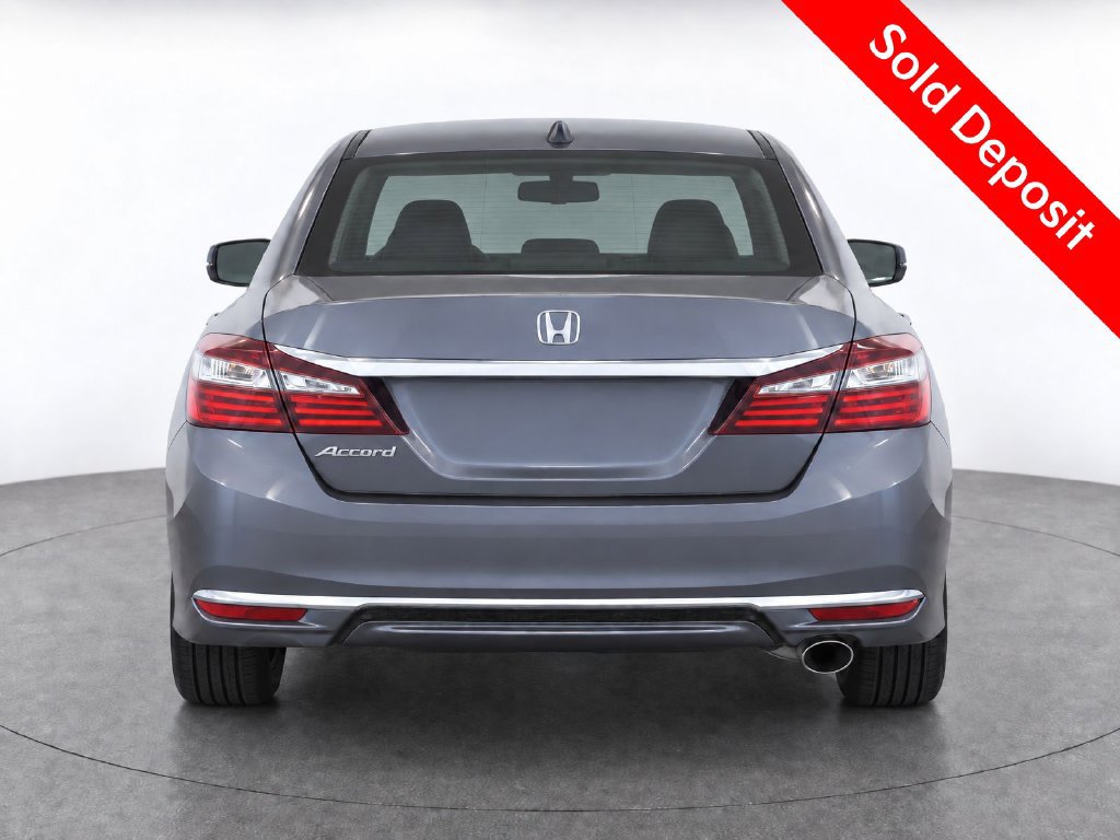 Used 2017 Honda Accord EX image 6
