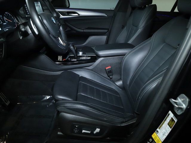 Used 2019 BMW X4 M40i w/ Executive Package image 21