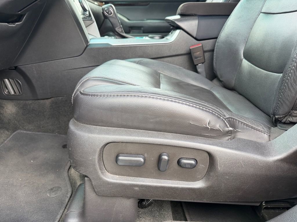 Used 2015 Ford Explorer Limited image 11