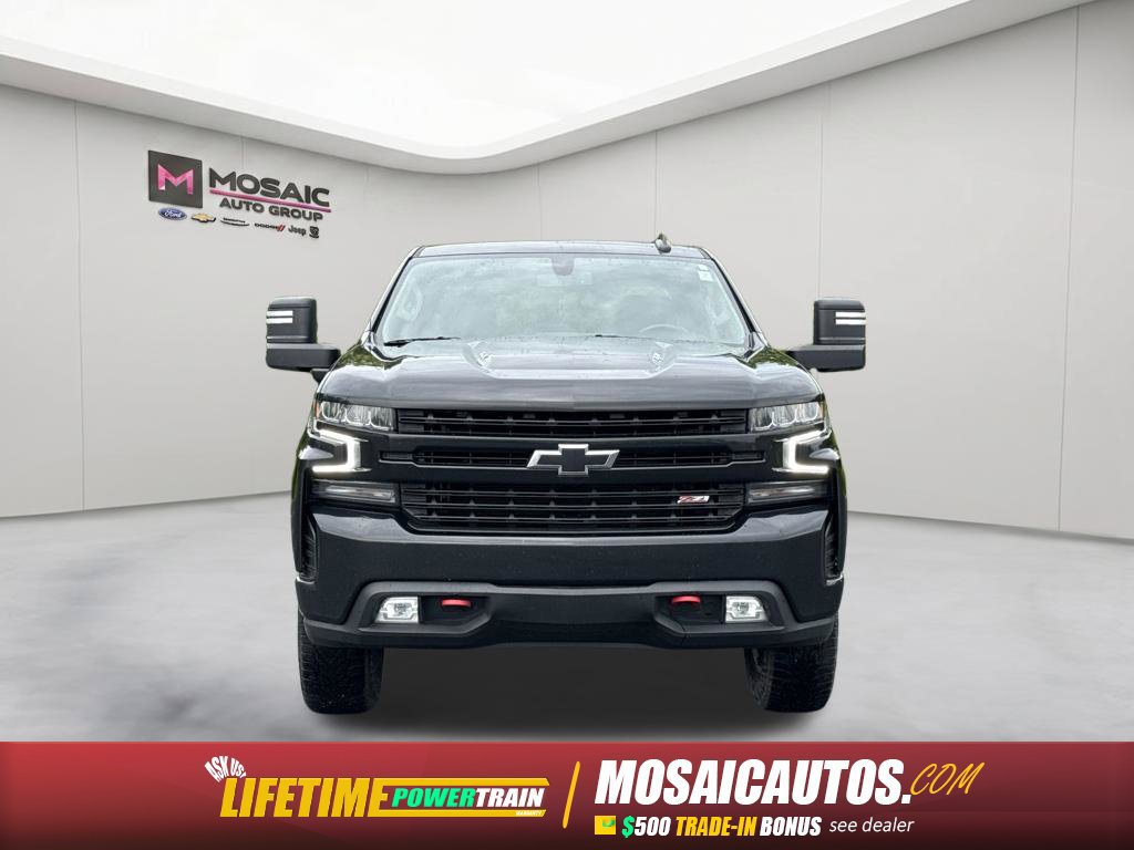 Used 2021 Chevrolet Silverado 1500 LT Trail Boss w/ Bed Protection Package AWD/4WD image 2
