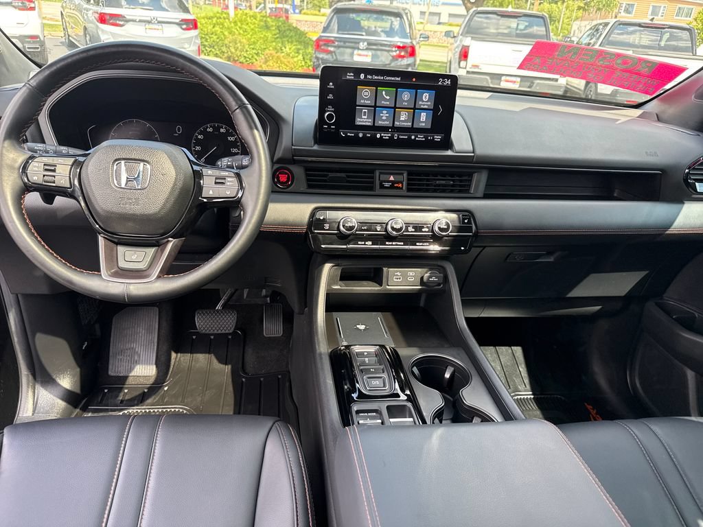 Used 2024 Honda Pilot TrailSport image 27