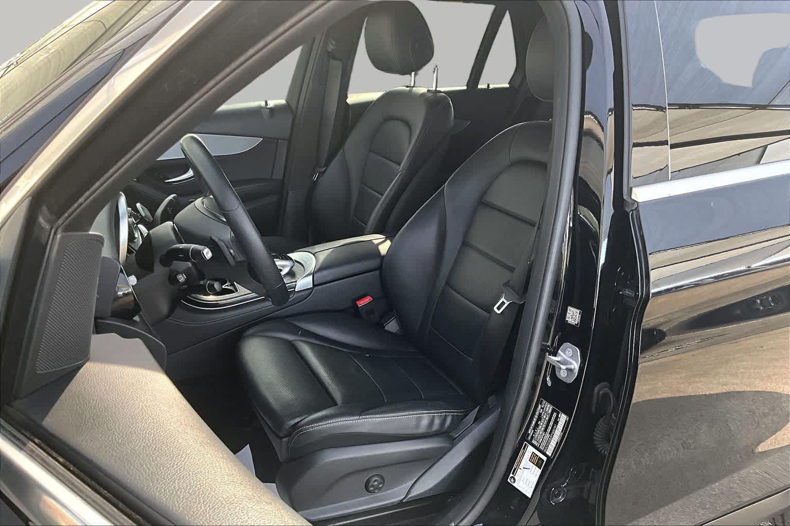 Used 2019 Mercedes-Benz GLC 350e 4MATIC image 8