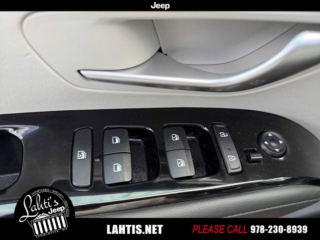 Used 2022 Hyundai Tucson SEL w/ Convenience + Premium Package image 29