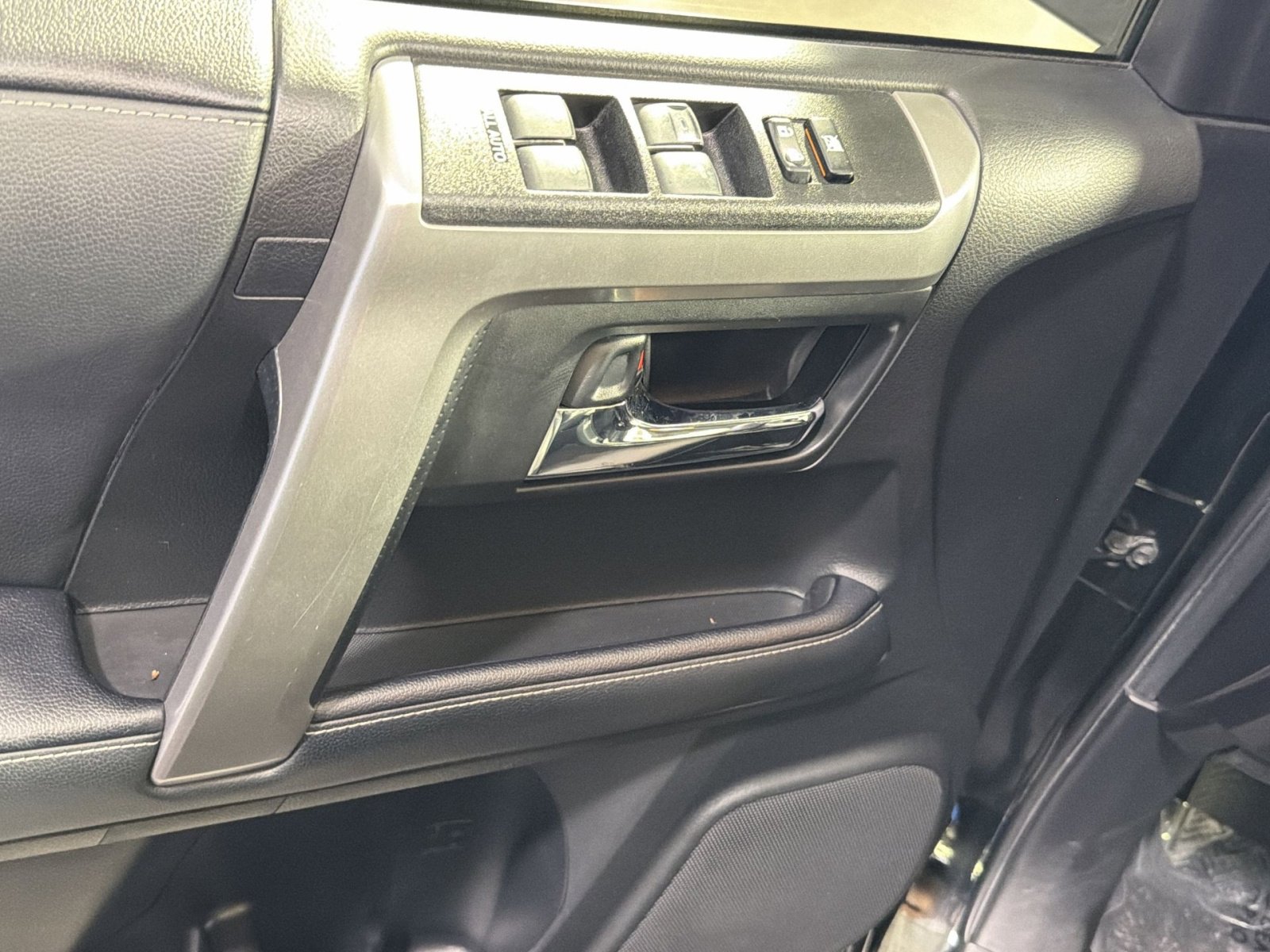 Used 2020 Toyota 4Runner SR5 Premium w/ Moonroof Package image 37