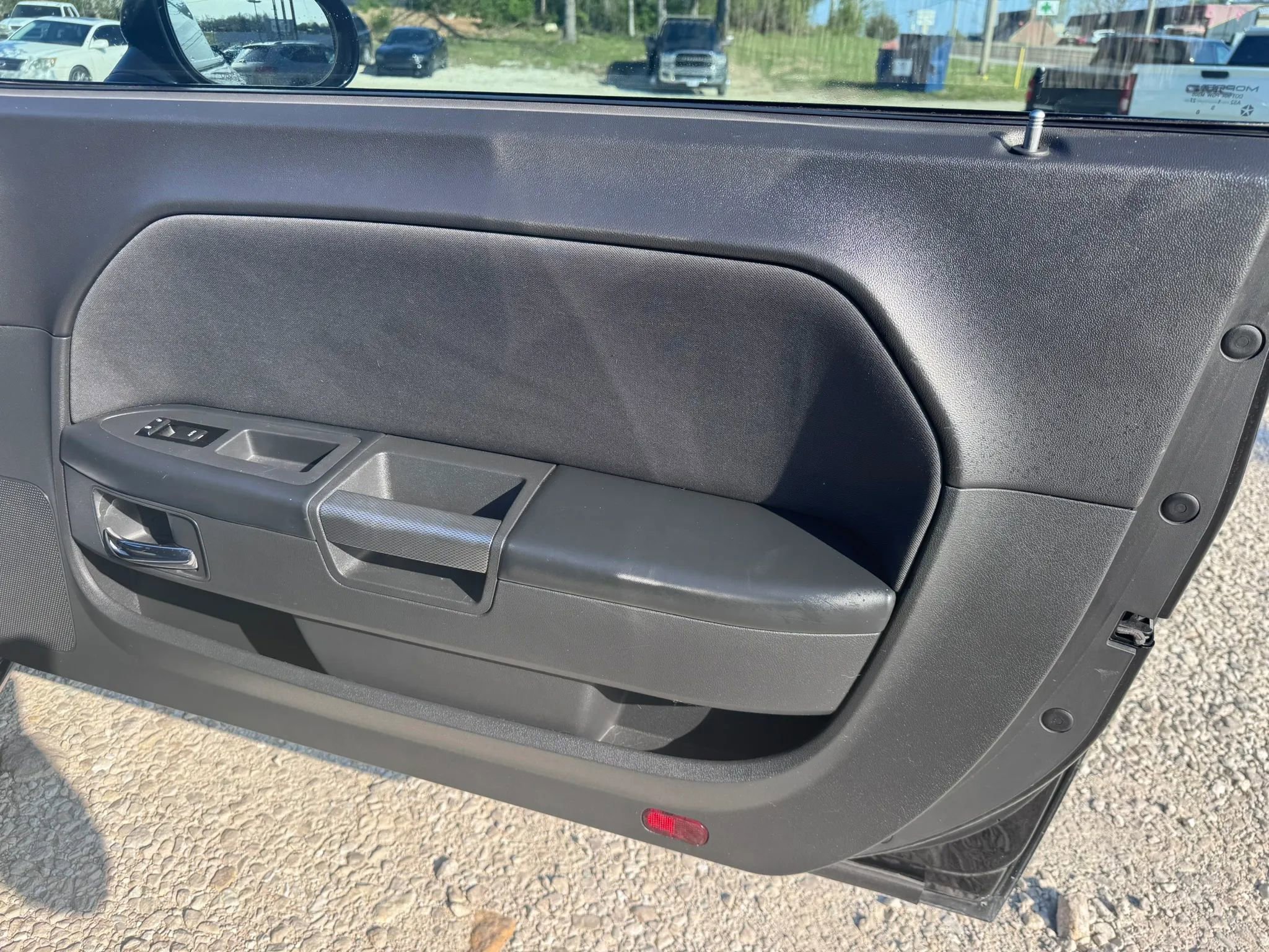 Used 2012 Dodge Challenger R/T image 25