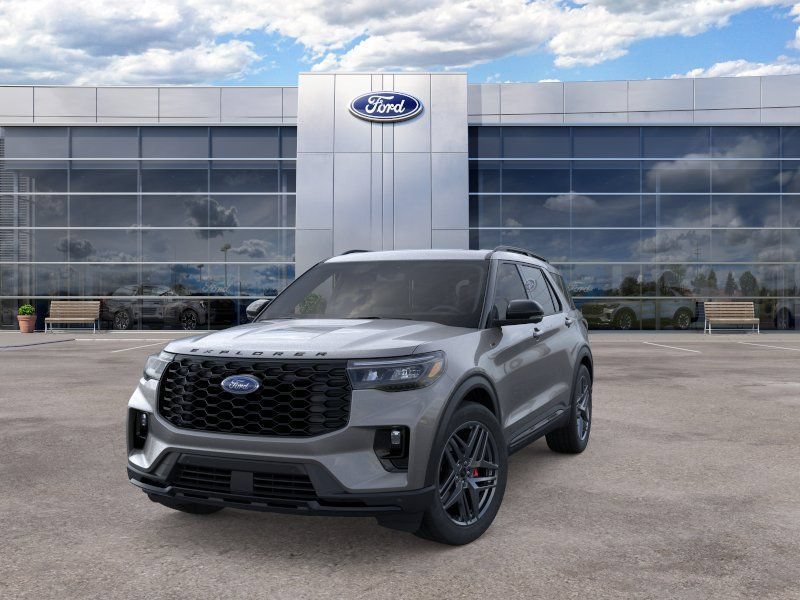 New 2026 Ford Explorer ST-Line w/ ST-Line Street Pack AWD/4WD image 2